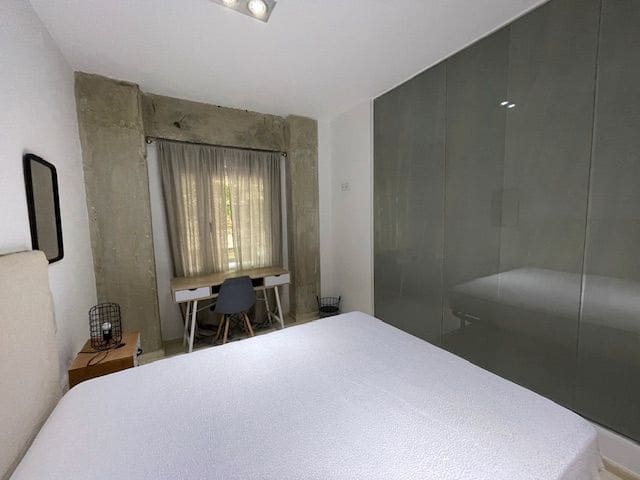 2 soveværelse Lejlighed til leje i Alicante by - € 1.400 (Ref: 8297687)