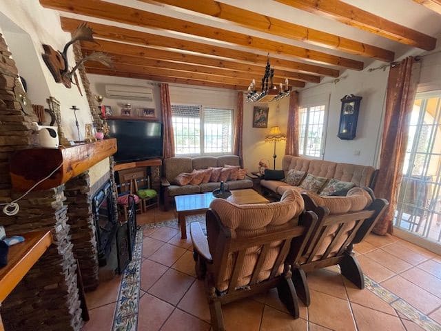 5 chambre Villa/Maison à vendre à San Vicente / Sant Vicent del Raspeig avec piscine garage - 450 000 € (Ref: 8310089)