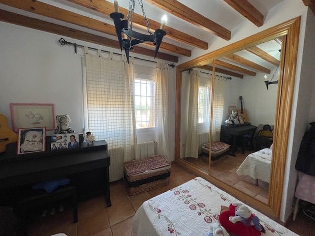 5 bedroom Villa for sale in San Vicente / Sant Vicent del Raspeig with pool garage - € 450,000 (Ref: 8310089)