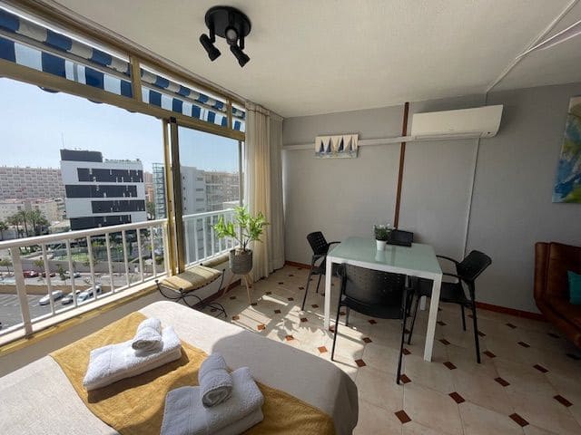 Ranta-asunto vuokrattavana paikassa Alicante kaupunki mukana uima-altaan 
autotalli - 1 300 € (Ref: 8317440)