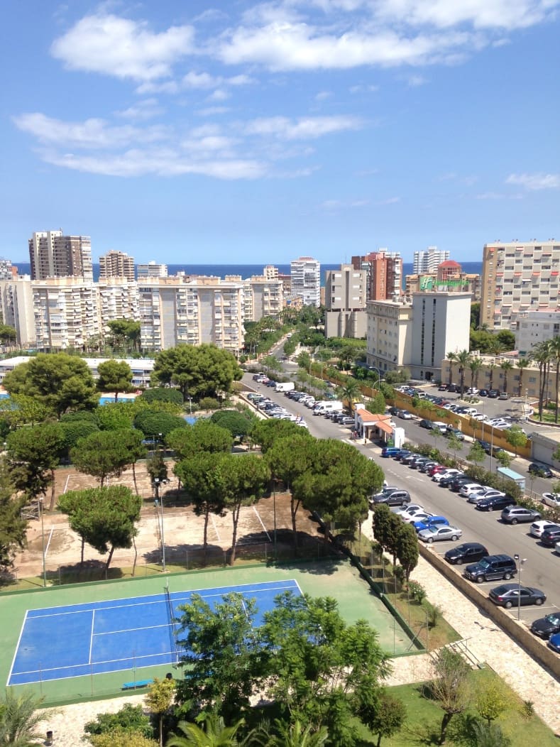 Ranta-asunto vuokrattavana paikassa Alicante kaupunki mukana uima-altaan 
autotalli - 1 300 € (Ref: 8317440)