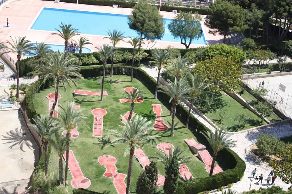 Ranta-asunto vuokrattavana paikassa Alicante kaupunki mukana uima-altaan 
autotalli - 1 300 € (Ref: 8317440)