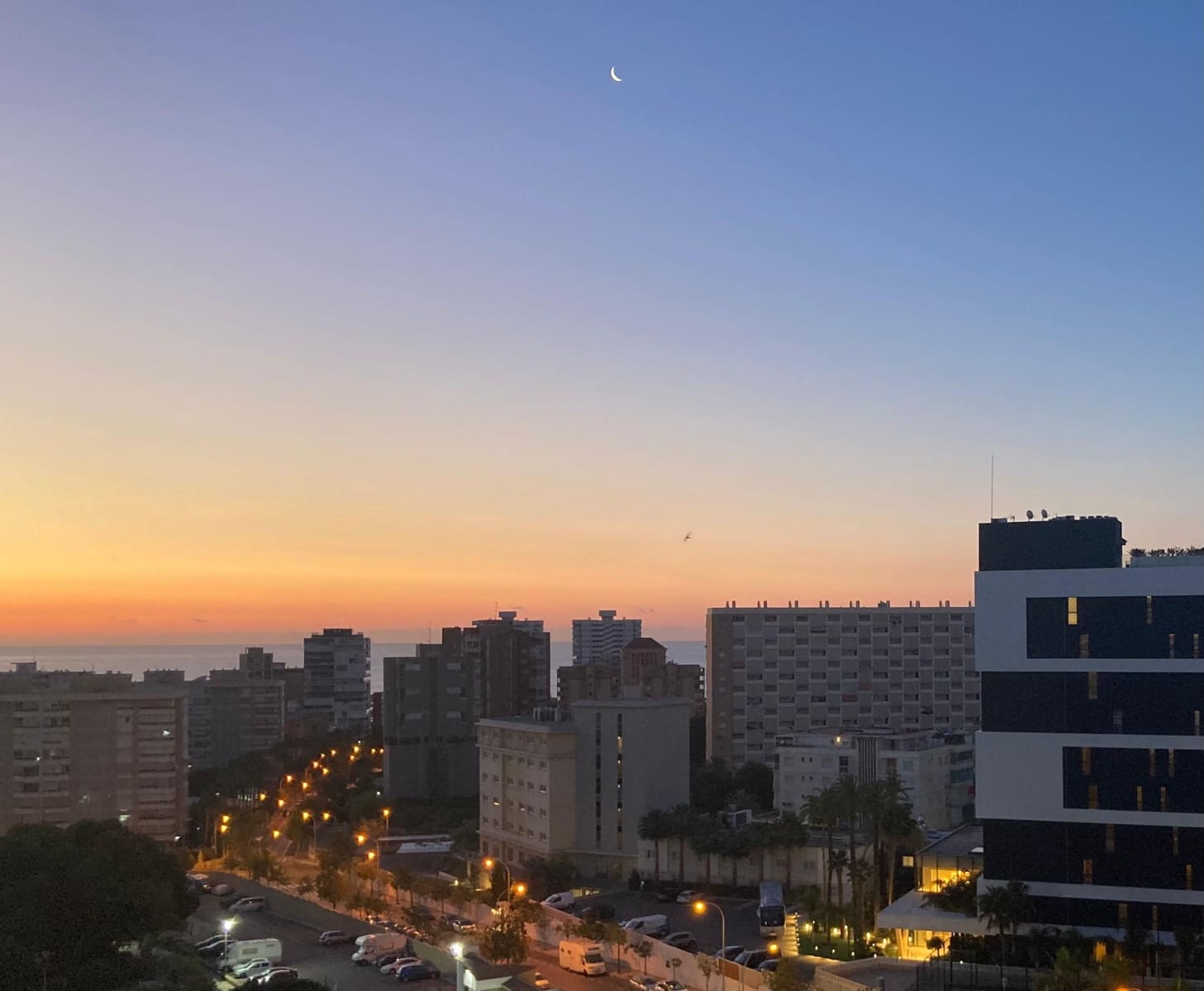 Ranta-asunto vuokrattavana paikassa Alicante kaupunki mukana uima-altaan 
autotalli - 1 300 € (Ref: 8317440)