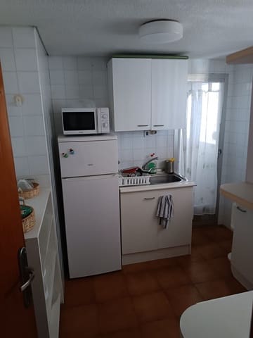 2 soverom Leilighet til leie i Playa de San Juan, Alicante by med svømmebasseng garasje - € 1 100 (Ref: 8382199)
