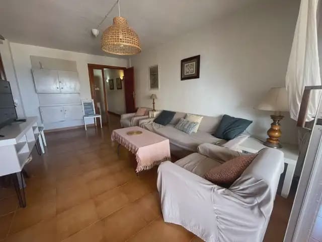 2 bedroom Flat for rent in Playa de San Juan, Alicante / Alacant city with pool garage - € 1,000 (Ref: 8382199)