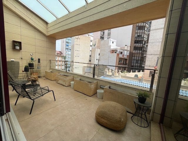 3 bedroom Penthouse for rent in Alicante / Alacant city with garage - € 2,950 (Ref: 8382200)