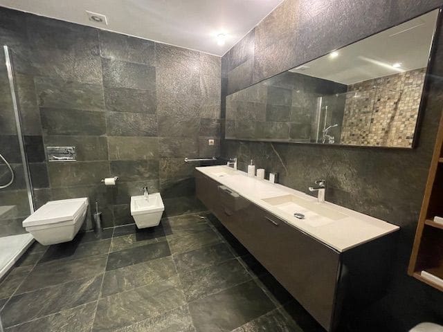 3 bedroom Penthouse for rent in Alicante / Alacant city with garage - € 2,950 (Ref: 8382200)
