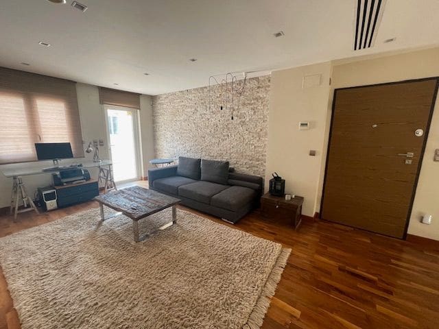 3 bedroom Penthouse for rent in Alicante / Alacant city with garage - € 2,950 (Ref: 8382200)