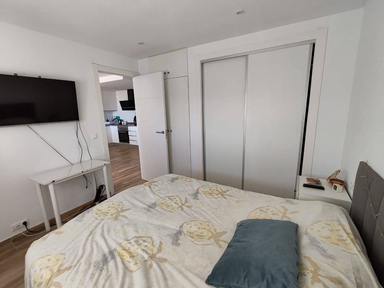 3 sypialnia Mieszkanie do wynajęcia w Miasto Alicante / Alacant z basenem garażem - 1 800 € (Ref: 8394400)