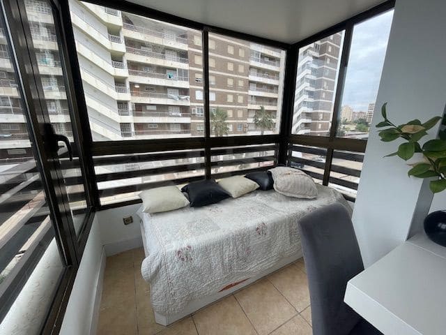 2 bedroom Flat for rent in Alicante / Alacant city with pool garage - € 1,200 (Ref: 8447751)