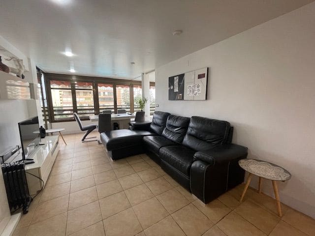 2 bedroom Flat for rent in Alicante / Alacant city with pool garage - € 1,200 (Ref: 8447751)