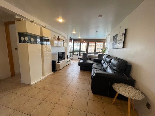 2 bedroom Flat for rent in Alicante / Alacant city with pool garage - € 1,200 (Ref: 8447751)