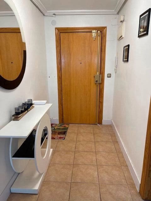 2 bedroom Flat for rent in Alicante / Alacant city with pool garage - € 1,200 (Ref: 8447751)