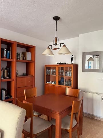 3 makuuhuone Asunto vuokrattavana paikassa Playa de San Juan, Alicante kaupunki mukana uima-altaan - 1 200 € (Ref: 8463189)