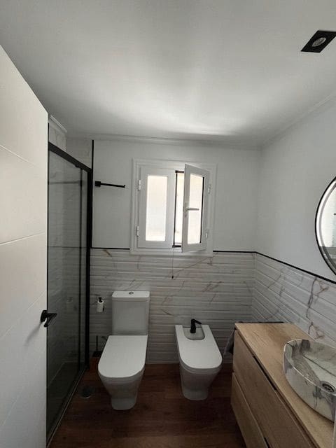 2 soveværelse Byhus til leje i San Juan de Alicante / Sant Joan d'Alacant med swimmingpool garage - € 1.350 (Ref: 8487099)