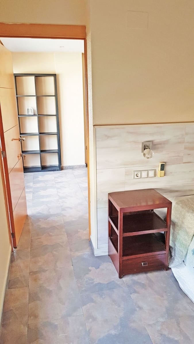 3 makuuhuone Asunto vuokrattavana paikassa Alicante kaupunki - 1 500 € (Ref: 8508135)