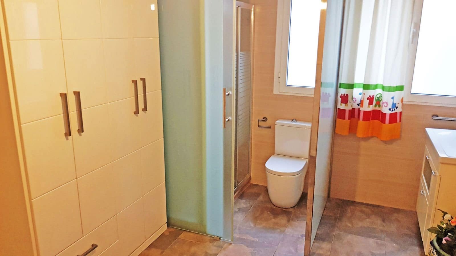 3 makuuhuone Asunto vuokrattavana paikassa Alicante kaupunki - 1 500 € (Ref: 8508135)