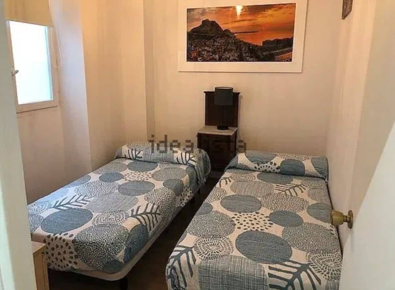 2 soveværelse Lejlighed til salg i Alicante by - € 373.000 (Ref: 8556345)