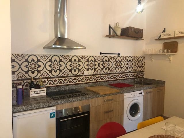 2 quarto Apartamento para venda em Casco Antiguo - Sant Cruz - Ayuntamiento, Alicante cidade - 373 000 € (Ref: 8556345)