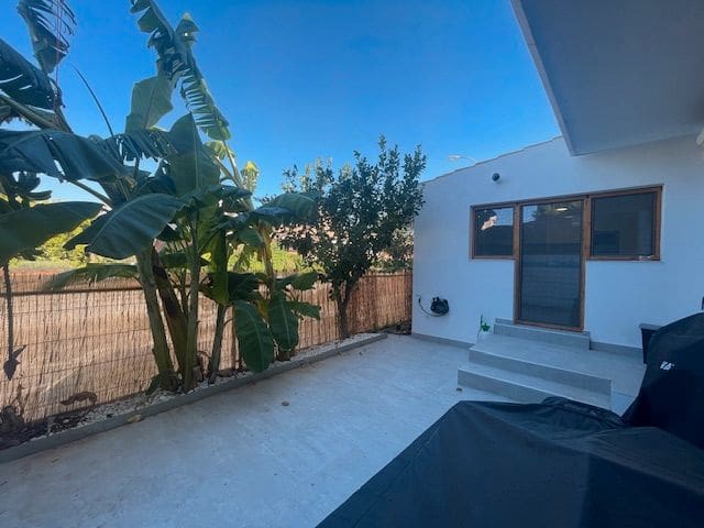 Villa/Maison Semi-Mitoyenne de 5 chambres à louer à Cabo de las Huertas, Alicante ville avec piscine garage - 1 800 € (Ref: 8567642)
