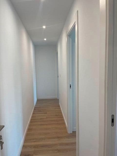 Villa/Maison Semi-Mitoyenne de 5 chambres à louer à Alicante ville avec piscine garage - 1 800 € (Ref: 8567642)
