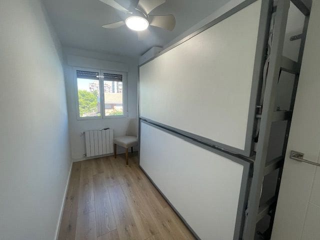 Villa/Maison Semi-Mitoyenne de 5 chambres à louer à Alicante ville avec piscine garage - 1 800 € (Ref: 8567642)