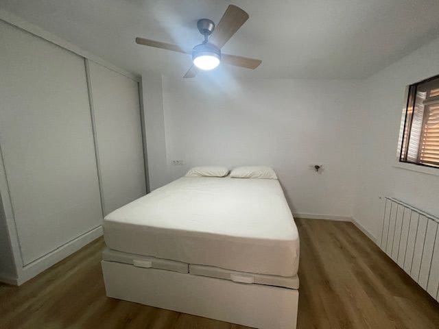 Villa/Maison Semi-Mitoyenne de 5 chambres à louer à Alicante ville avec piscine garage - 1 800 € (Ref: 8567642)