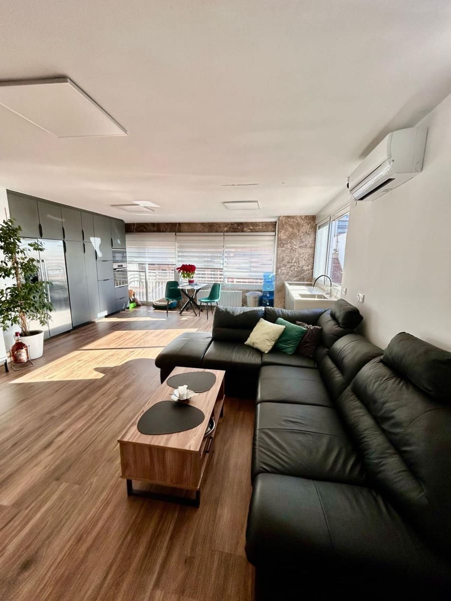 1 soveværelse Lejlighed til salg i Alicante by - € 300.000 (Ref: 8601027)