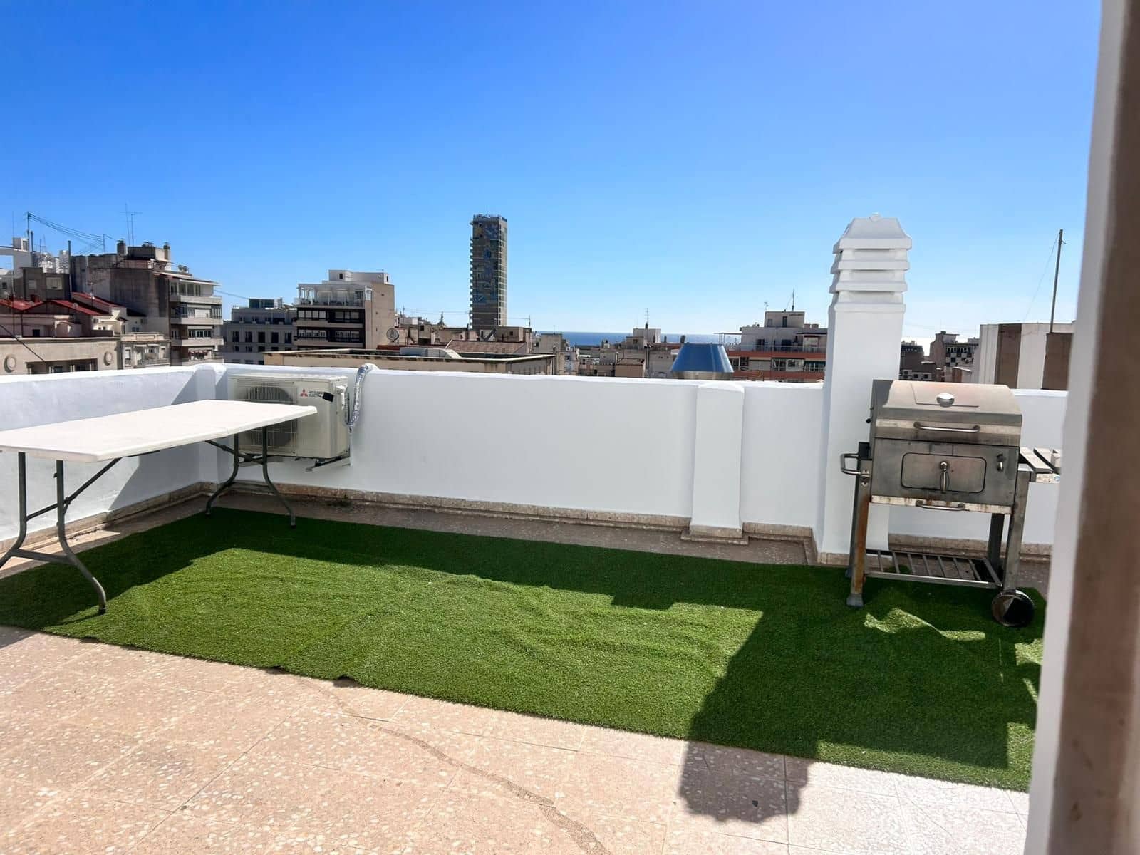 1 soveværelse Lejlighed til salg i Alicante by - € 300.000 (Ref: 8601027)