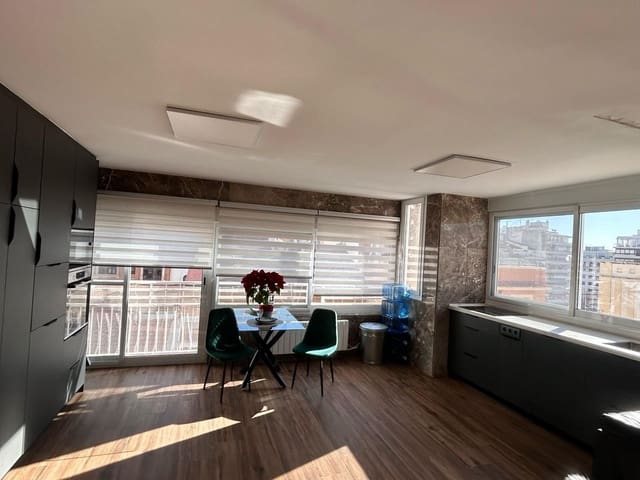 1 soverom Leilighet til salgs i Barrio del Centro, Alicante by - € 300 000 (Ref: 8601027)