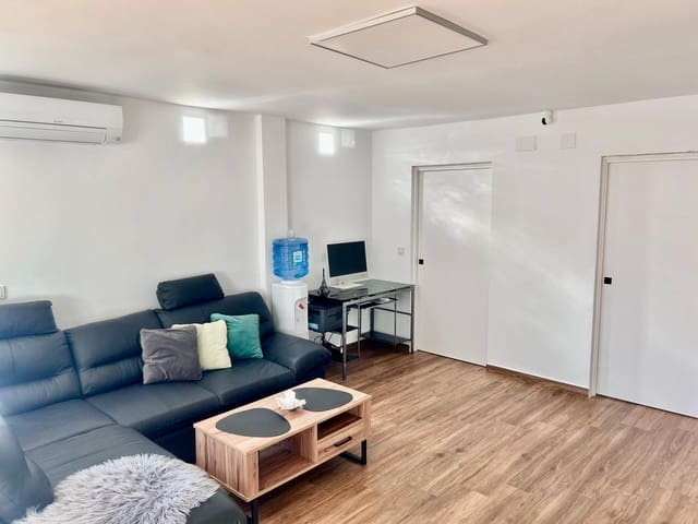 1 soverom Leilighet til salgs i Barrio del Centro, Alicante by - € 300 000 (Ref: 8601027)