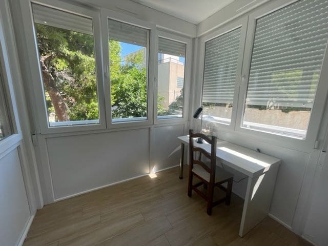 2 makuuhuone Asunto vuokrattavana paikassa Alicante kaupunki mukana uima-altaan 
autotalli - 1 300 € (Ref: 8611560)