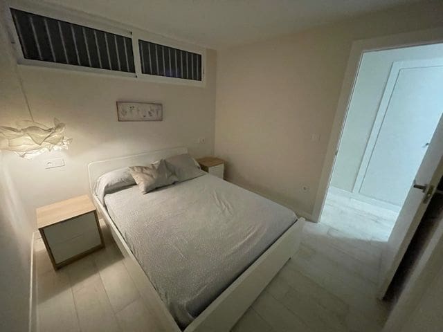 Piso de 1 habitación en Alicante / Alacant ciudad en alquiler con garaje - 990 € (Ref: 8666425)