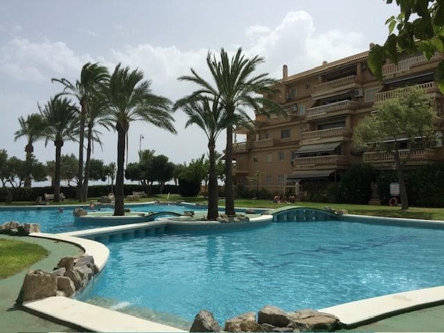 3 bedroom Flat for sale in El Campello with pool garage - € 360,000 (Ref: 8697596)