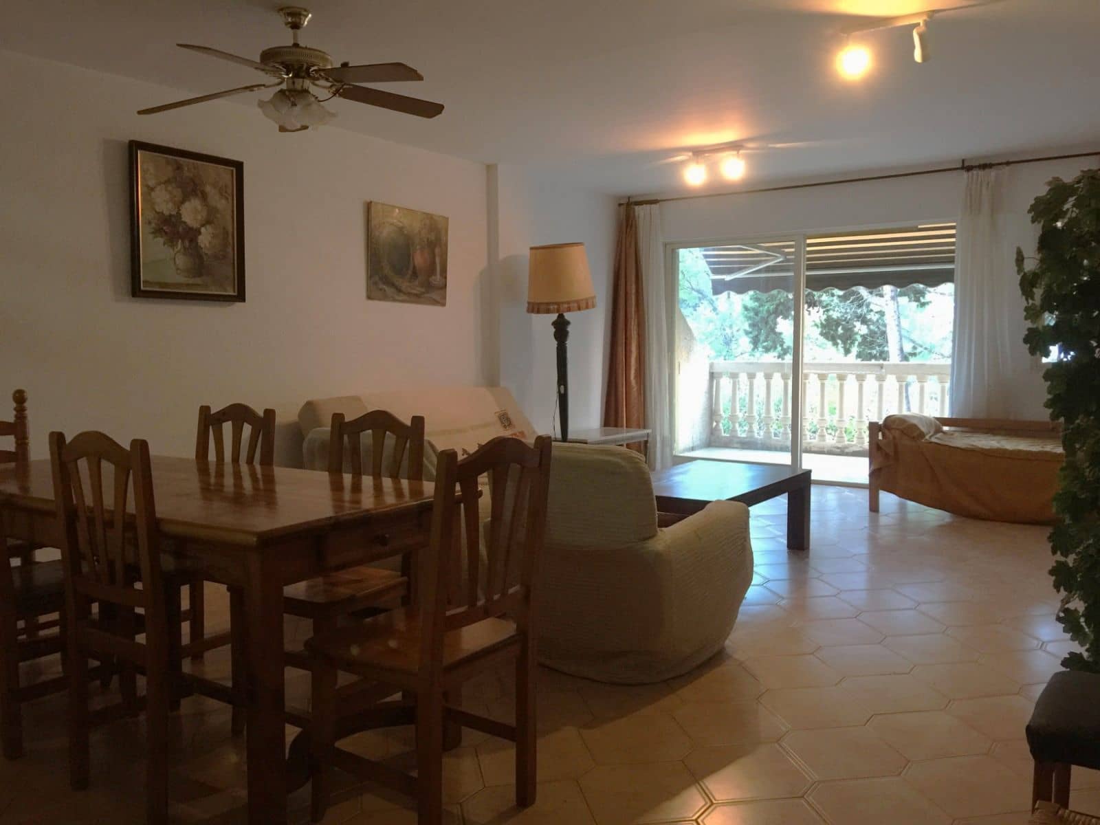 3 bedroom Flat for sale in El Campello with pool garage - € 360,000 (Ref: 8697596)