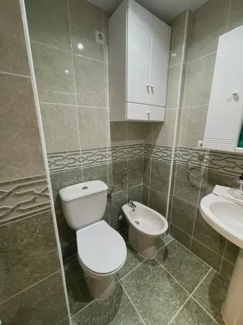 3 bedroom Flat for rent in Alicante / Alacant city with pool garage - € 1,350 (Ref: 8700950)
