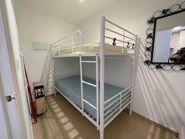 2 makuuhuone Asunto vuokrattavana paikassa Alicante kaupunki mukana uima-altaan 
autotalli - 1 400 € (Ref: 8720088)