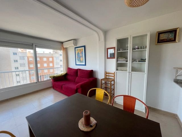 2 makuuhuone Asunto vuokrattavana paikassa Alicante kaupunki mukana uima-altaan 
autotalli - 1 400 € (Ref: 8720088)