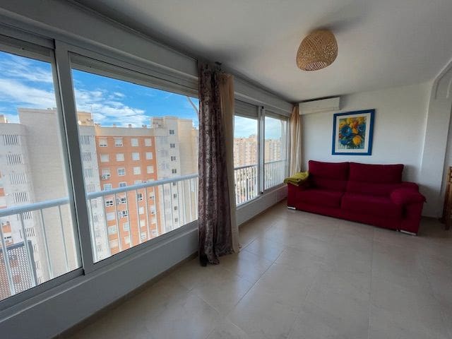 2 makuuhuone Asunto vuokrattavana paikassa Playa de San Juan, Alicante kaupunki mukana uima-altaan 
autotalli - 1 400 € (Ref: 8720088)