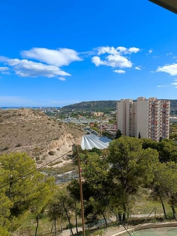 3 bedroom Flat for rent in Juan XXIII, Alicante / Alacant city with garage - € 875 (Ref: 8816807)