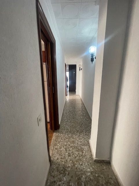 4 soveværelse Lejlighed til salg i Alicante by - € 320.000 (Ref: 8914667)