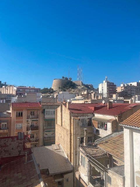 4 soveværelse Lejlighed til salg i Alicante by - € 320.000 (Ref: 8914667)