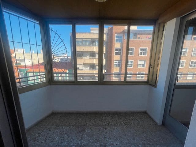 4 soveværelse Lejlighed til salg i Alicante by - € 320.000 (Ref: 8914667)