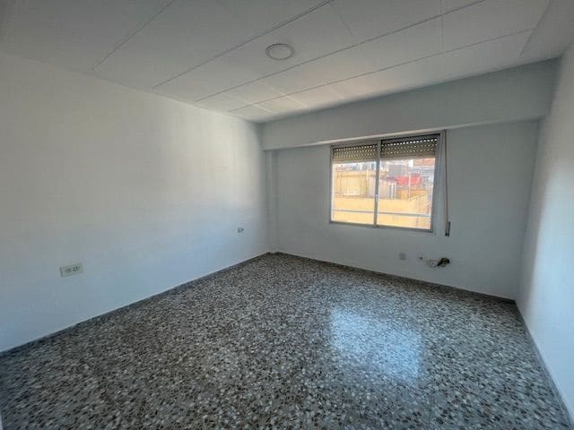 4 soveværelse Lejlighed til salg i Alicante by - € 320.000 (Ref: 8914667)