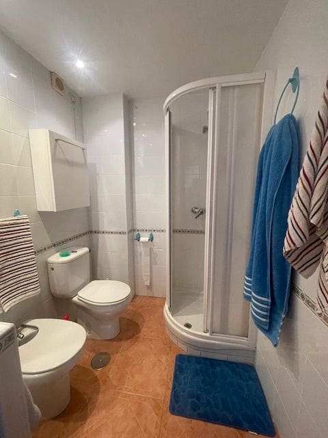 2 bedroom Flat for rent in Alicante / Alacant city with pool garage - € 850 (Ref: 8949975)