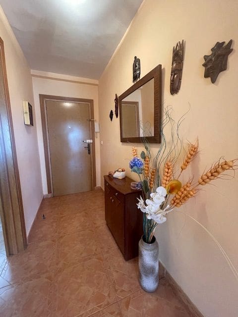 2 bedroom Flat for rent in Alicante / Alacant city with pool garage - € 850 (Ref: 8949975)