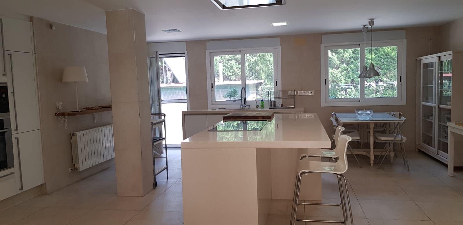 5 soveværelse Villa til leje i Alicante by med swimmingpool garage - € 5.600 (Ref: 8951742)