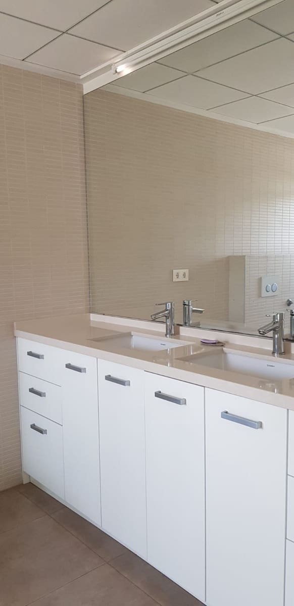 5 soveværelse Villa til leje i Alicante by med swimmingpool garage - € 5.600 (Ref: 8951742)