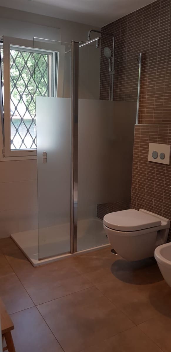 5 soveværelse Villa til leje i Alicante by med swimmingpool garage - € 5.600 (Ref: 8951742)