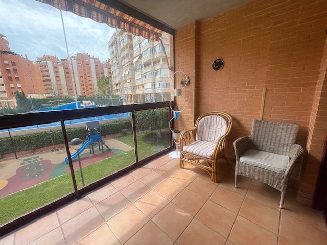 3 soveværelse Lejlighed til leje i Playa de San Juan, Alicante by med swimmingpool garage - € 1.700 (Ref: 8960988)